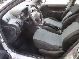 Peugeot 206 2004