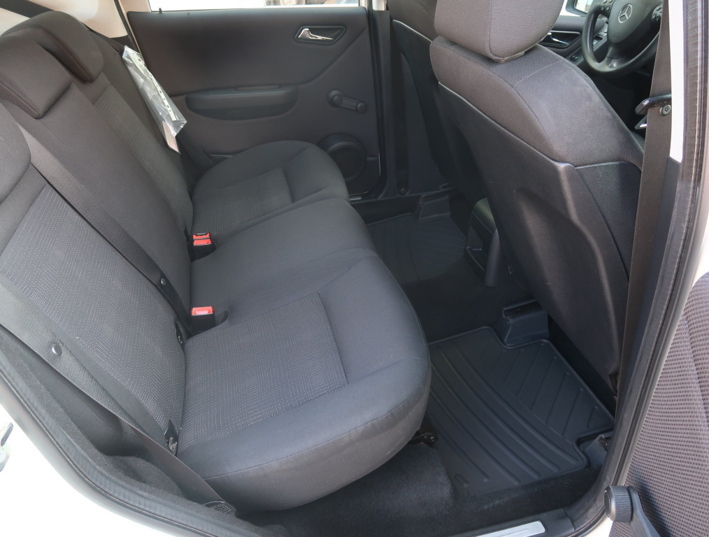 Mercedes-Benz A