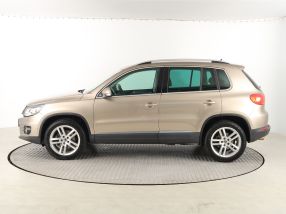 Volkswagen Tiguan - 2013