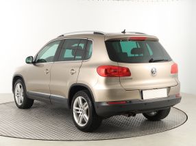 Volkswagen Tiguan - 2013