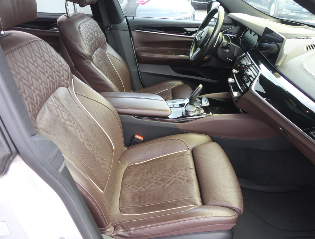 BMW 6GT
