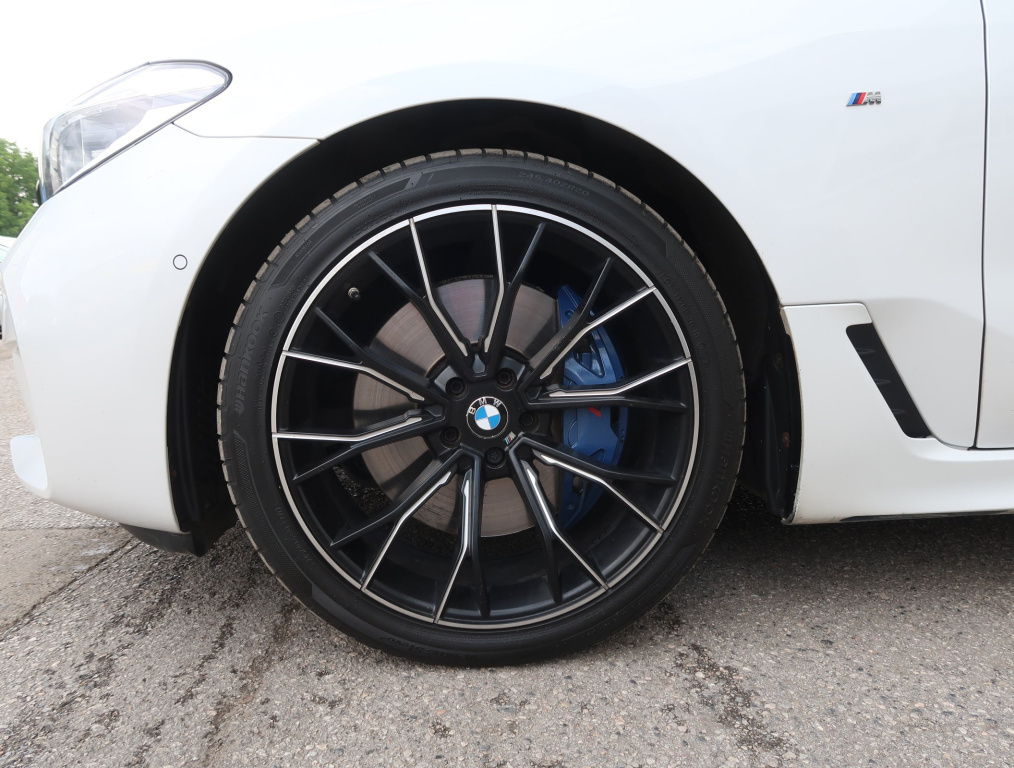 BMW 6GT