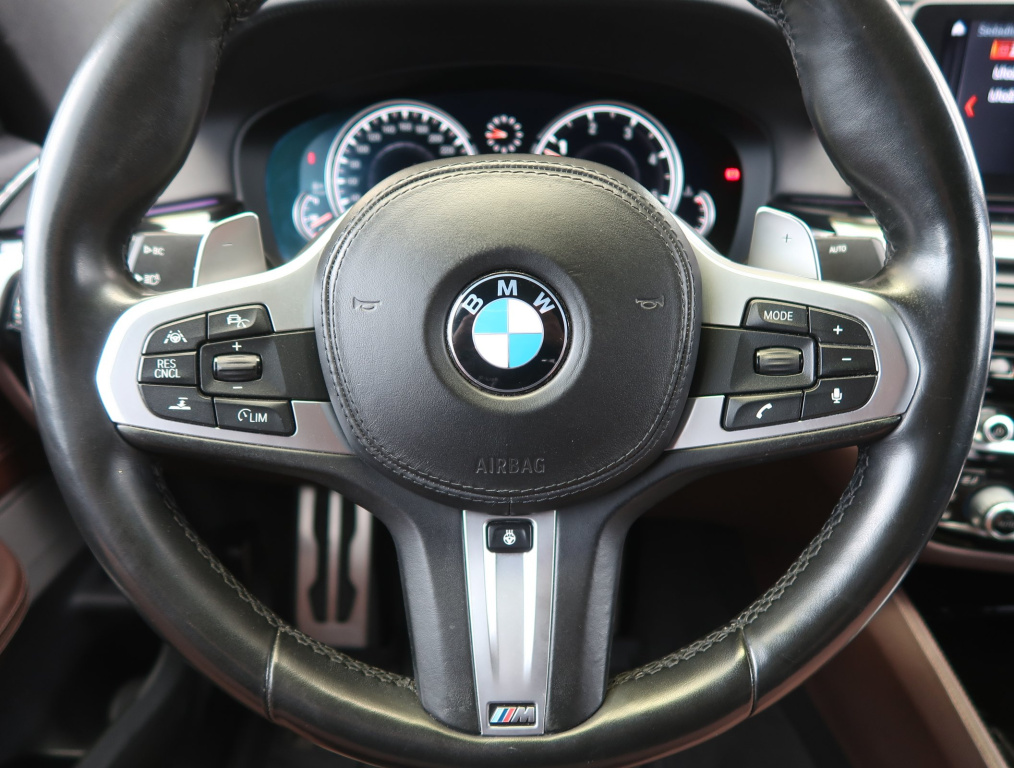 BMW 6GT