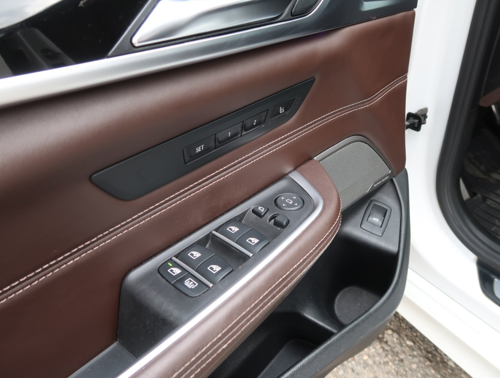 BMW 6GT