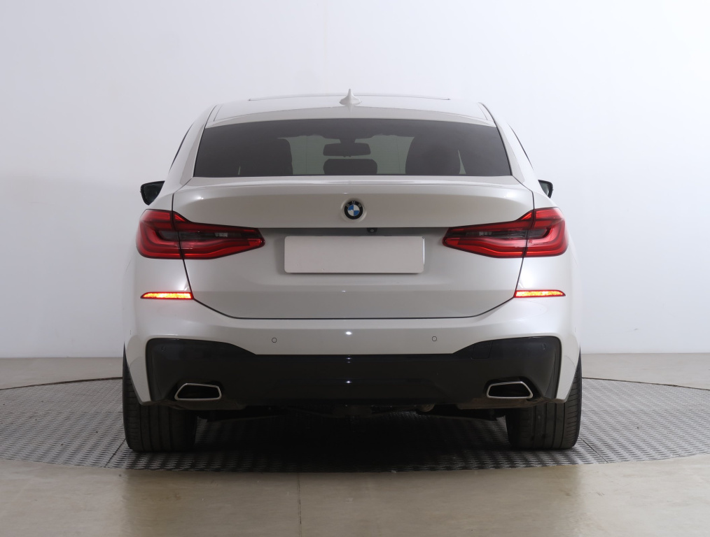 BMW 6GT