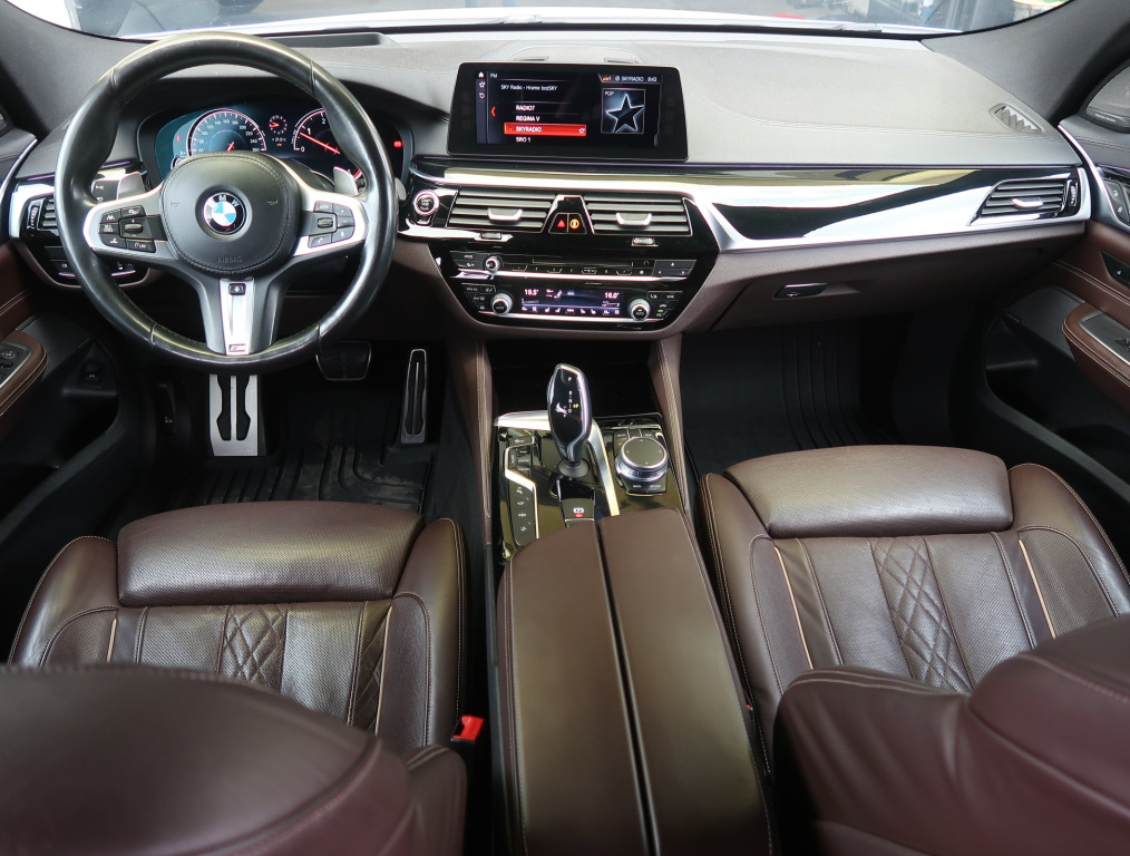 BMW 6GT