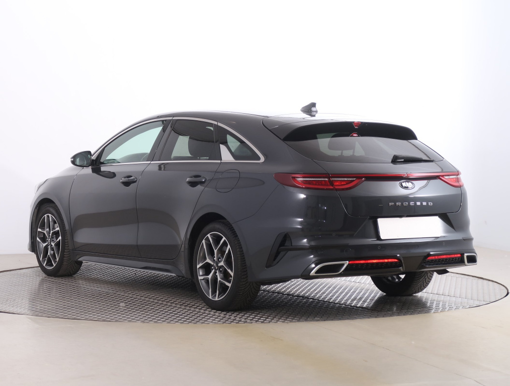 Kia ProCeed