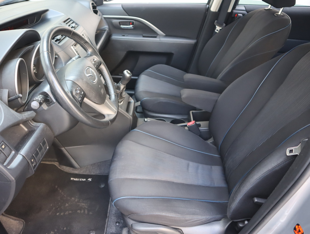 Mazda 5