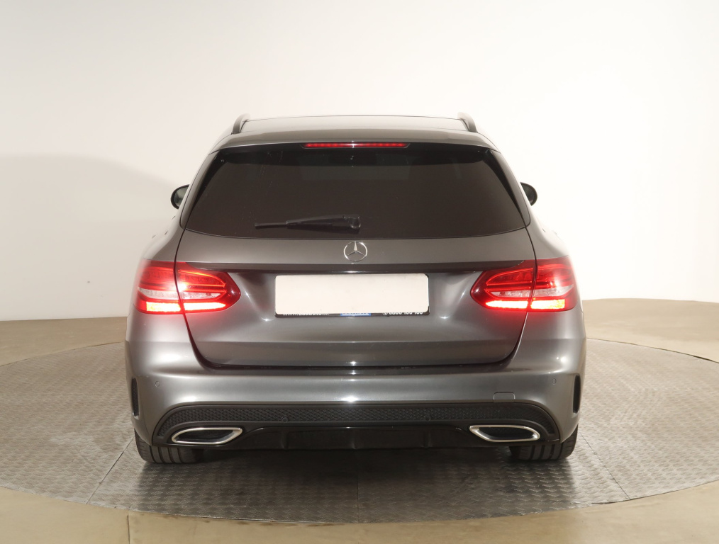Mercedes-Benz C