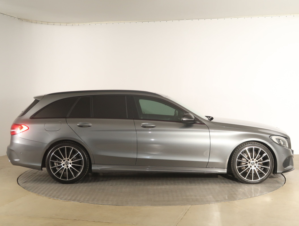 Mercedes-Benz C