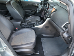 Opel Astra 2014