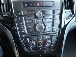 Opel Astra 2014
