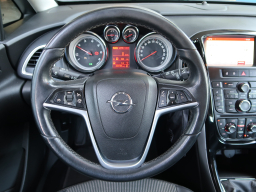 Opel Astra 2014