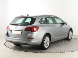Opel Astra 2014