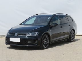 Volkswagen Golf - 2015