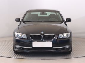 BMW 3 - 2011