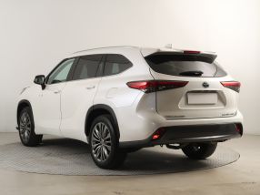 Toyota Highlander - 2021