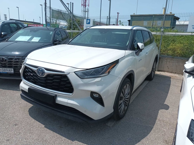 Toyota Highlander 2021