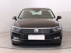 Volkswagen Passat - 2015