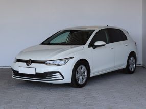 Volkswagen Golf - 2021