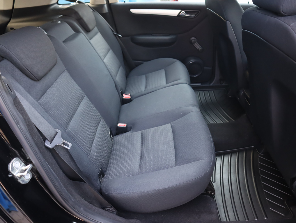 Mercedes-Benz B