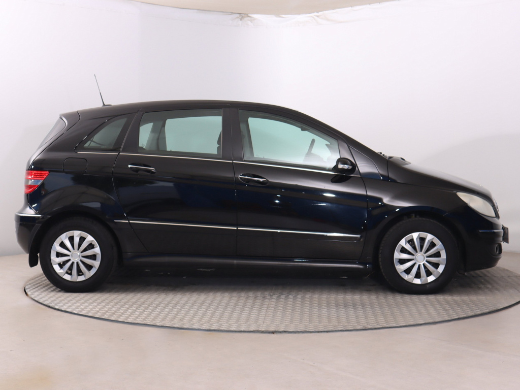 Mercedes-Benz B