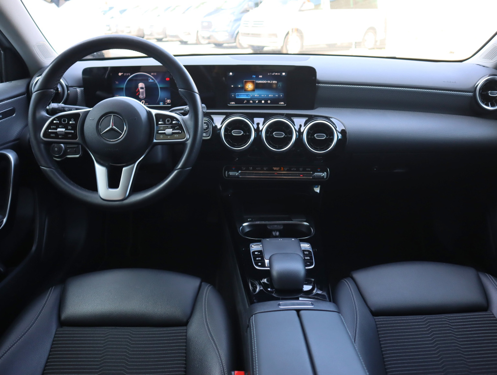 Mercedes-Benz A