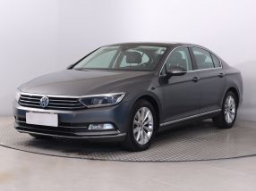 Volkswagen Passat - 2016