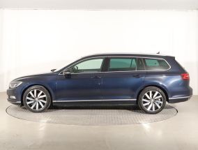 Volkswagen Passat - 2016