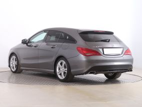 Mercedes-Benz CLA - 2016