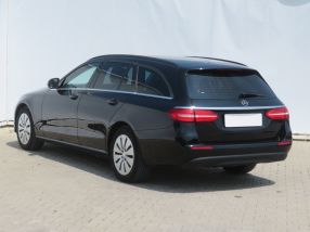 Mercedes-Benz E - 2016