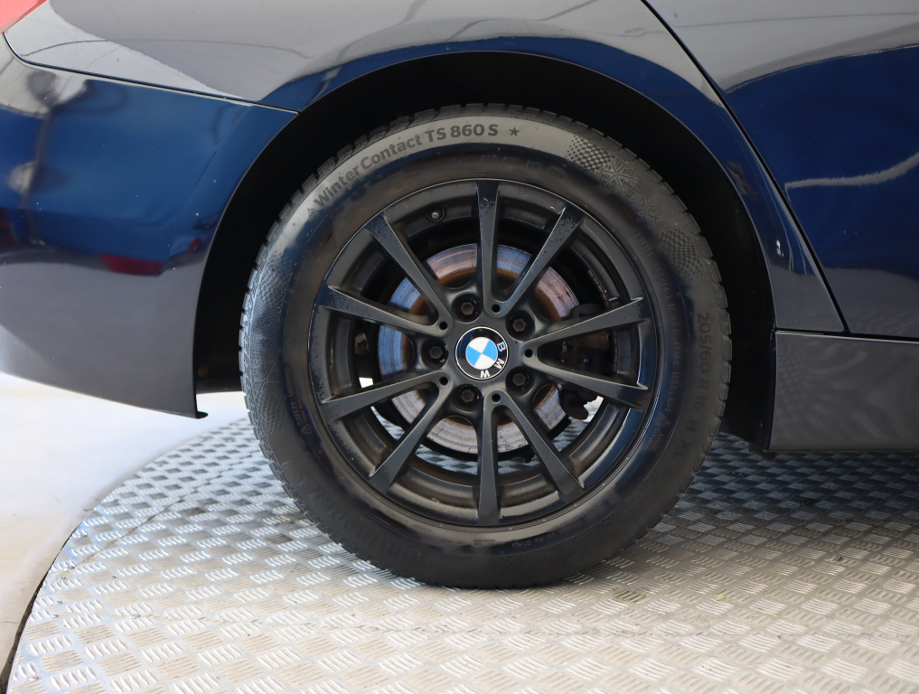 BMW 3