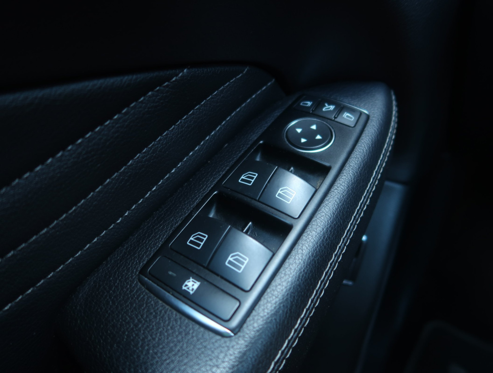 Mercedes-Benz ML