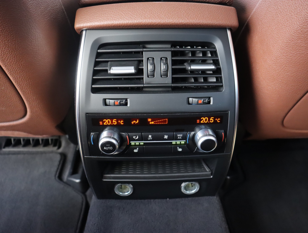 BMW 5GT