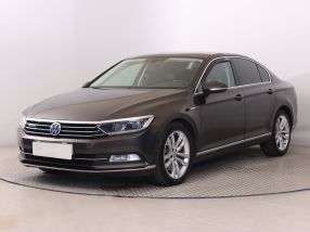 Volkswagen Passat - 2016