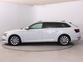 Skoda Superb - 2016