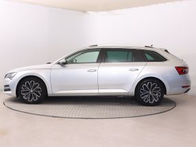 Skoda Superb - 2022