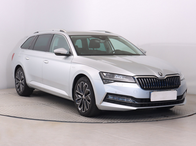 Škoda Superb 2022