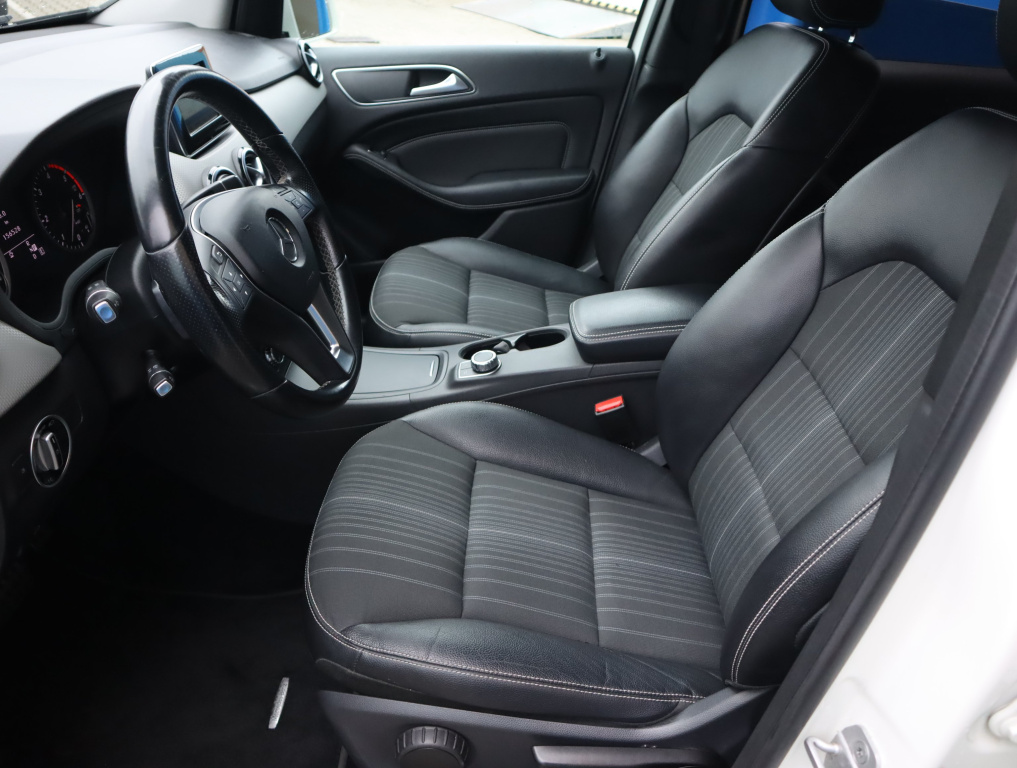 Mercedes-Benz B