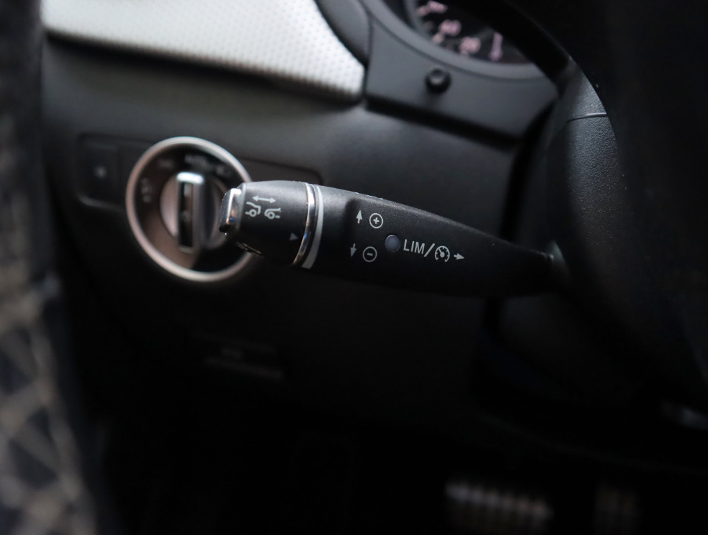 Mercedes-Benz B