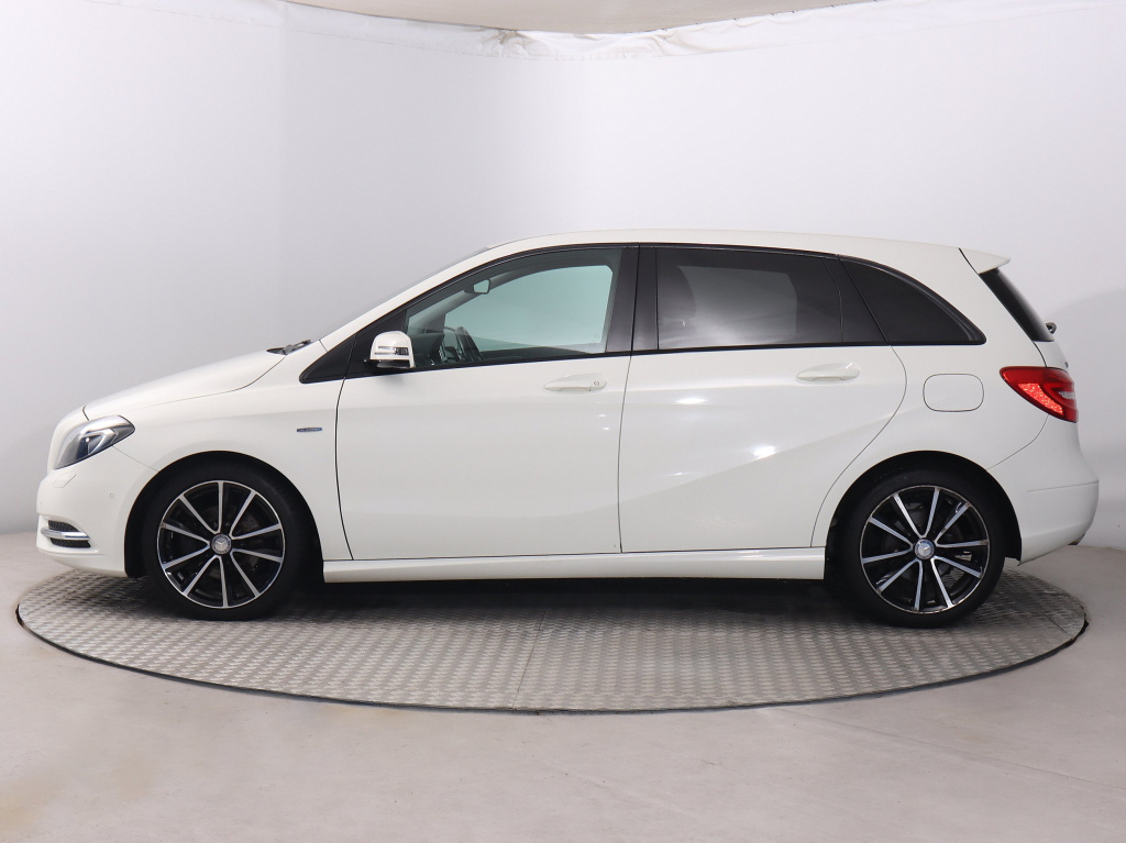 Mercedes-Benz B