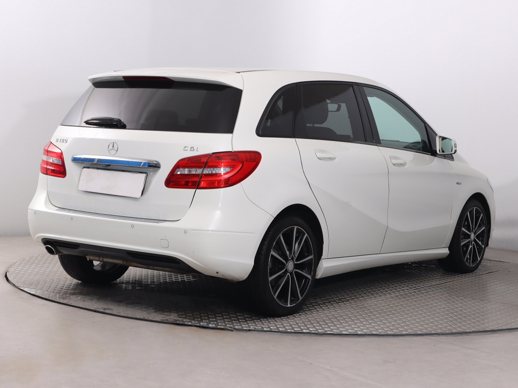 Mercedes-Benz B