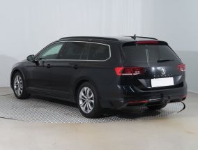 Volkswagen Passat - 2020