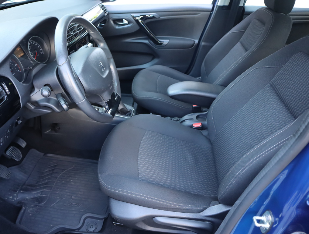 Peugeot 301