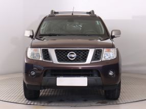 Nissan Navara - 2012