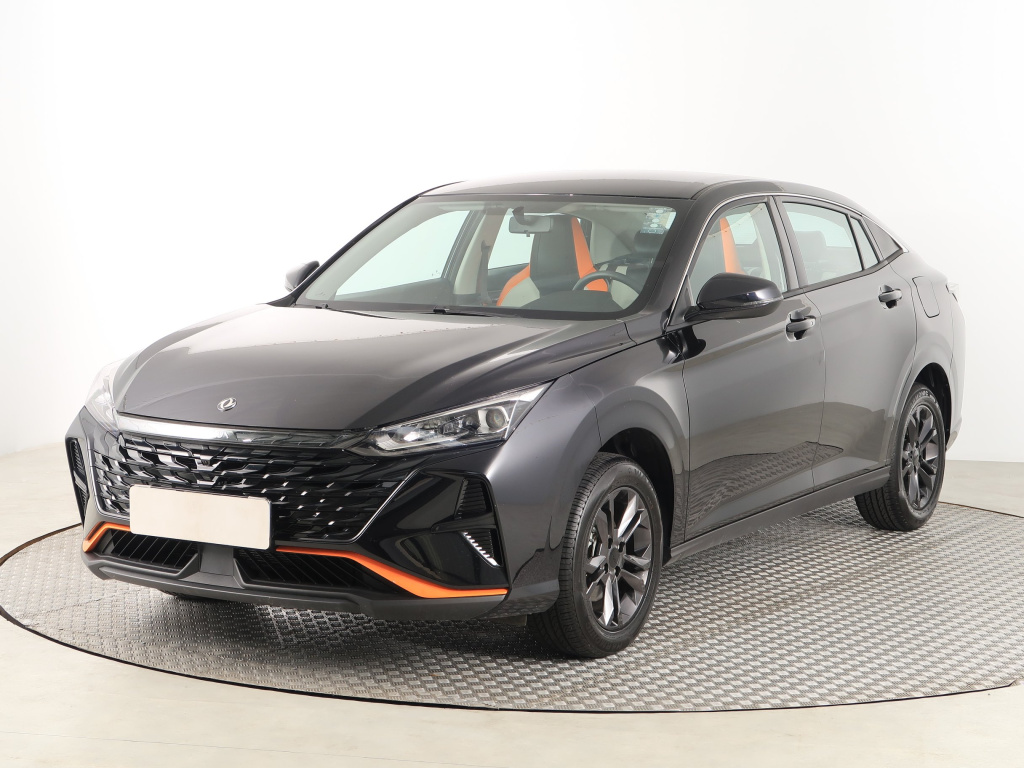 Dongfeng Shine