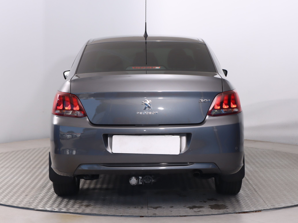 Peugeot 301