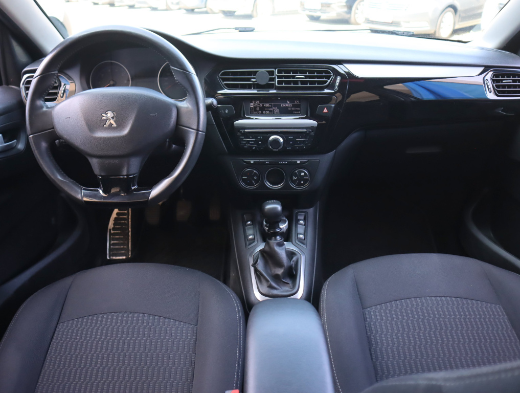 Peugeot 301