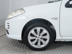 Renault Thalia 2011