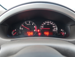 Nissan Pathfinder 2011